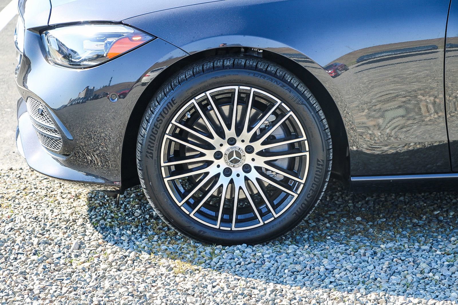 Certified 2025 Mercedes-Benz C 300 Sedan image 9