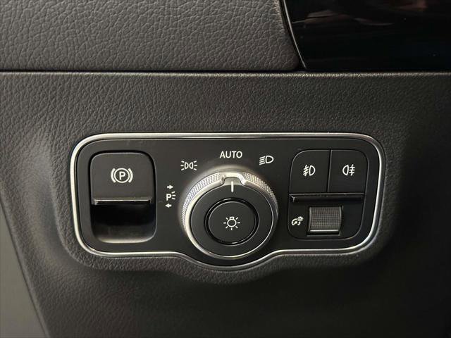 Used 2022 Mercedes-Benz GLA 250 4MATIC image 17