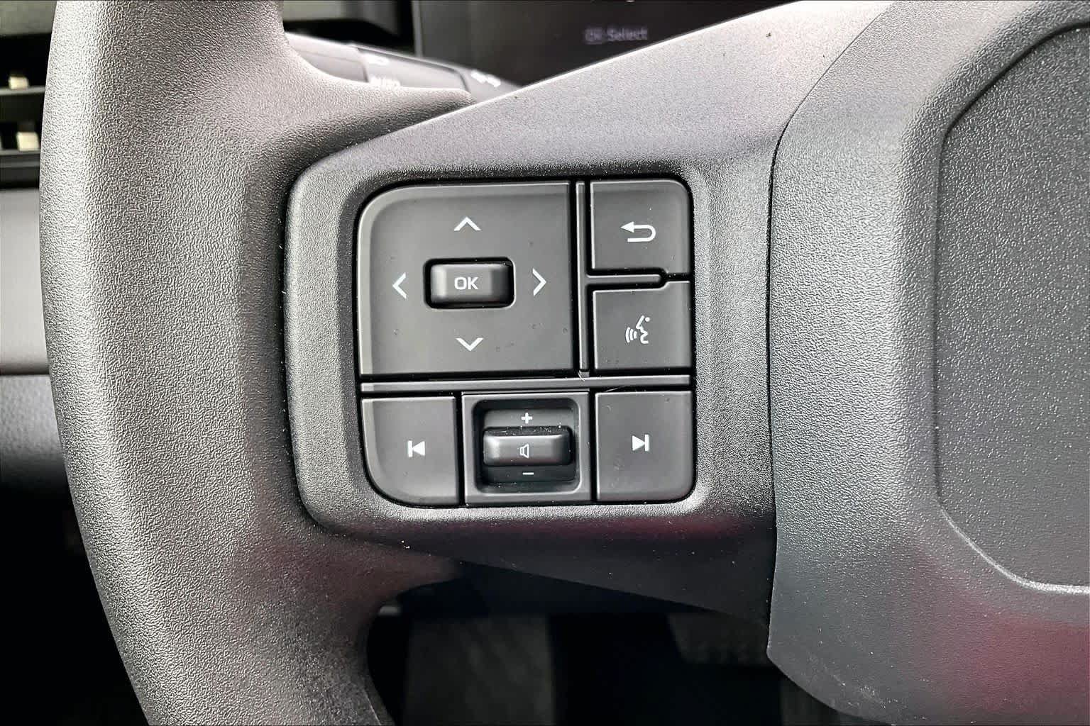 Used 2026 Toyota RAV4 LE AWD/4WD image 20