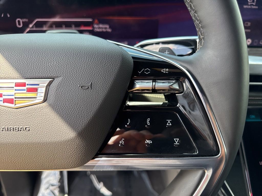 Used 2025 Cadillac Escalade Sport w/ Touring Package image 19