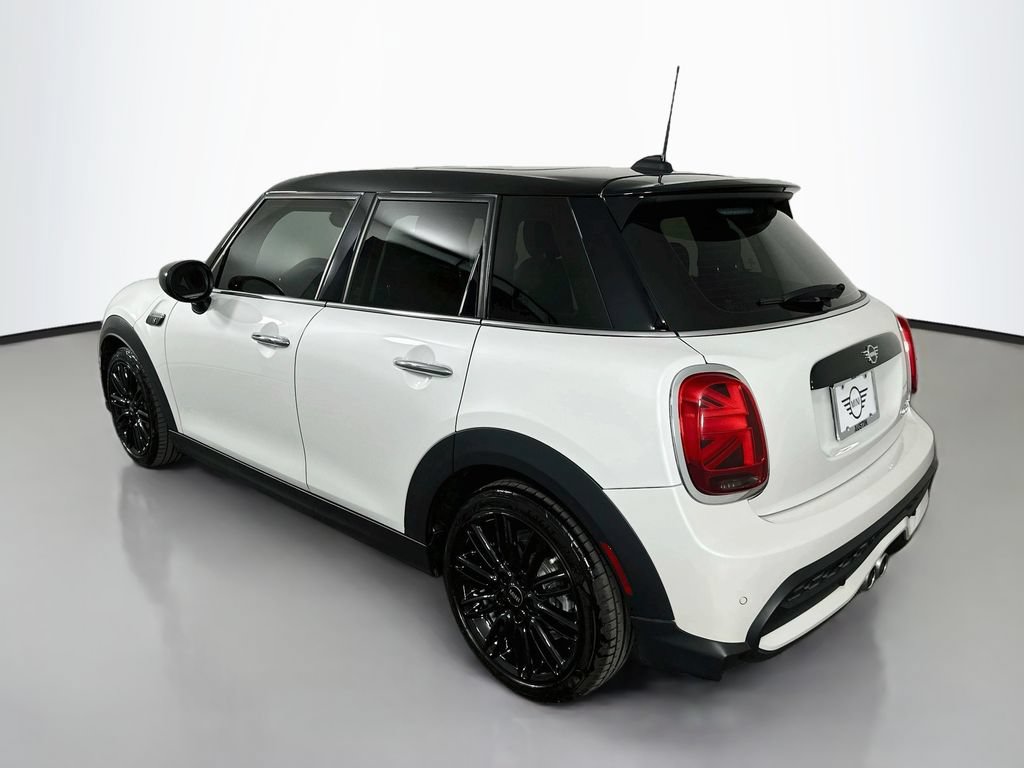 Used 2024 MINI Cooper S FWD image 7