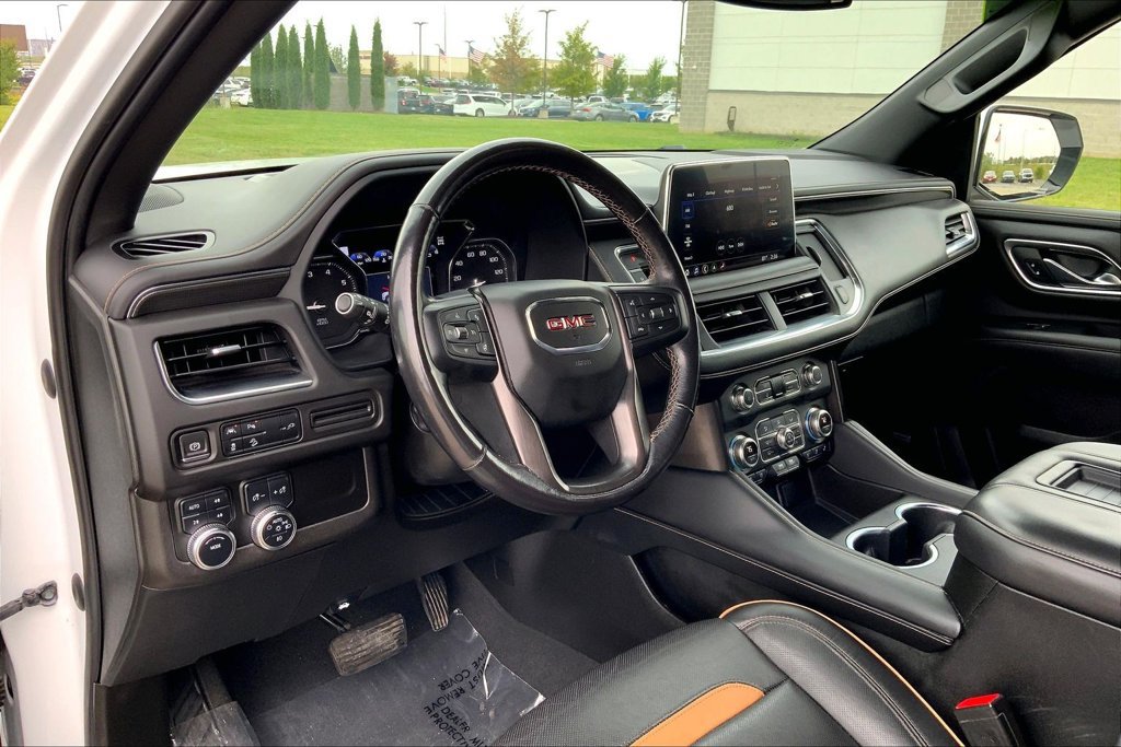 Used 2021 GMC Yukon AT4 w/ Rear Media and Nav Package AWD/4WD image 13