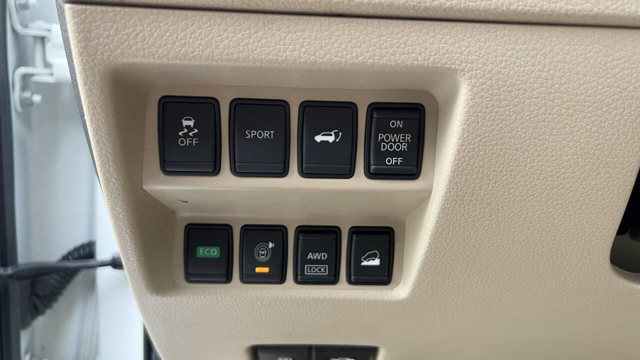 Used 2015 Nissan Rogue SL w/ SL Premium Package image 17