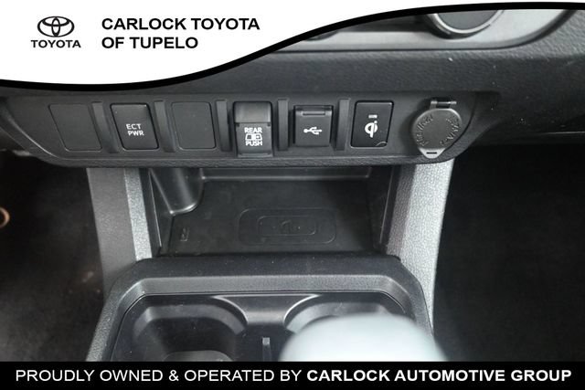 Used 2023 Toyota Tacoma TRD Off-Road AWD/4WD image 31