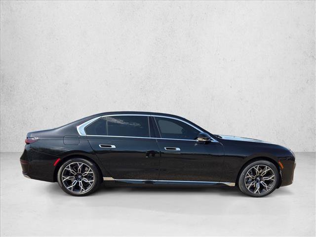 Used 2025 BMW i7 xDrive60 AWD/4WD video 4