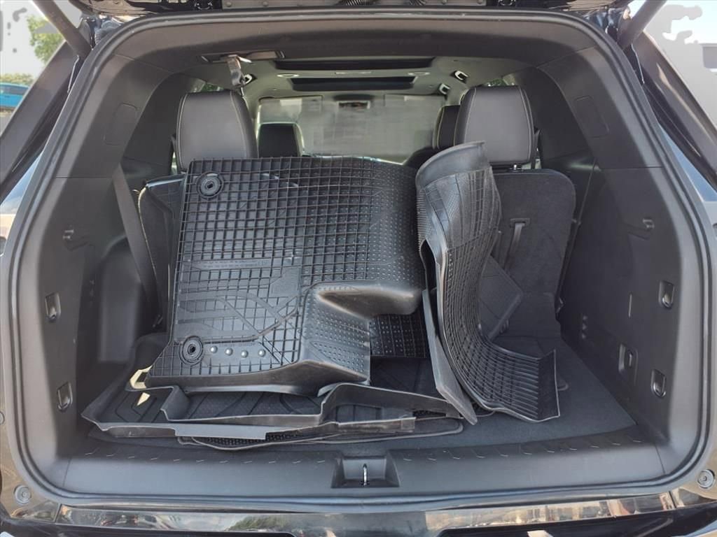 Used 2022 Chevrolet Traverse Premier image 31