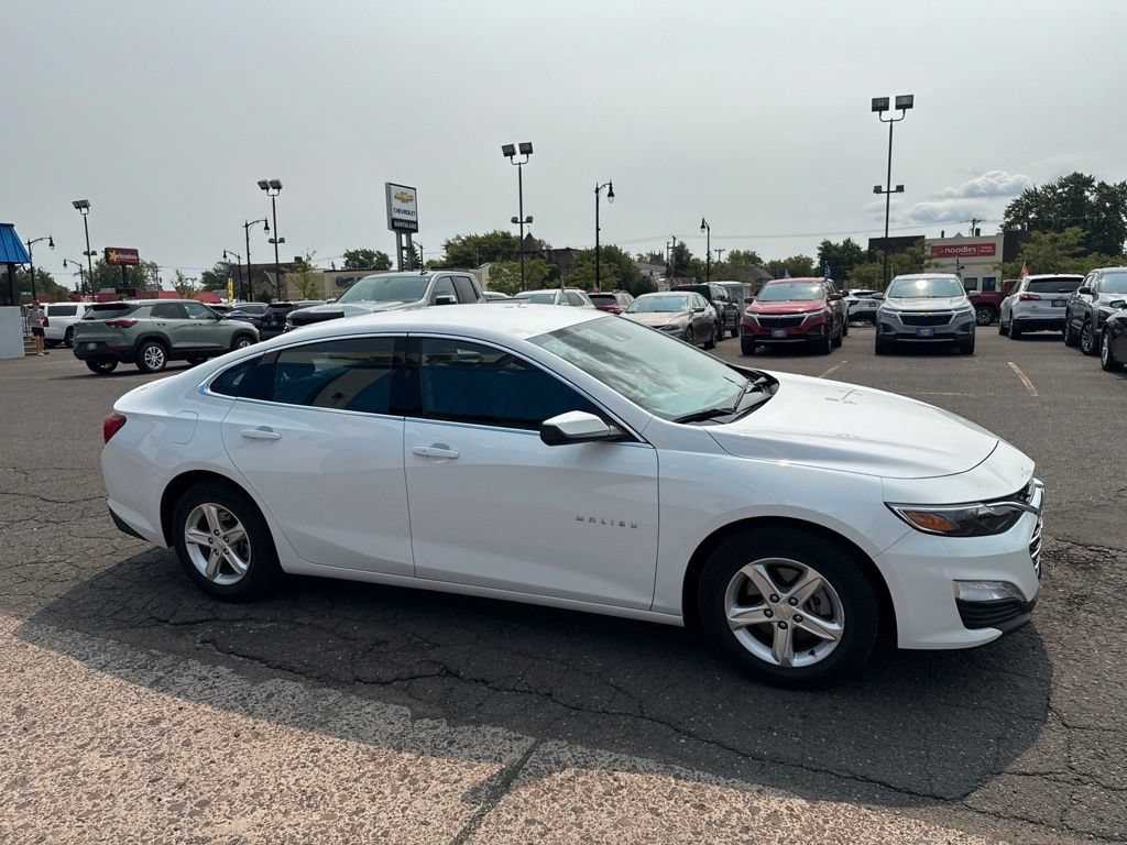 Used 2024 Chevrolet Malibu LT FWD image 8