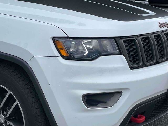 Used 2017 Jeep Grand Cherokee Trailhawk AWD/4WD image 12