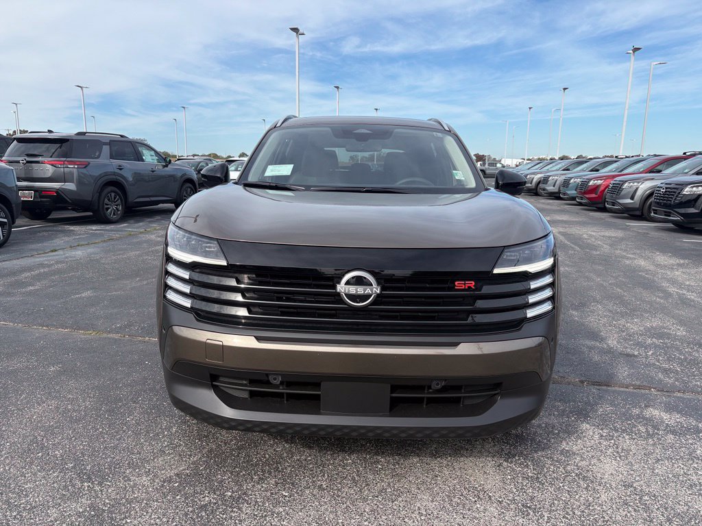 New 2027 Nissan Kicks SR FWD image 7