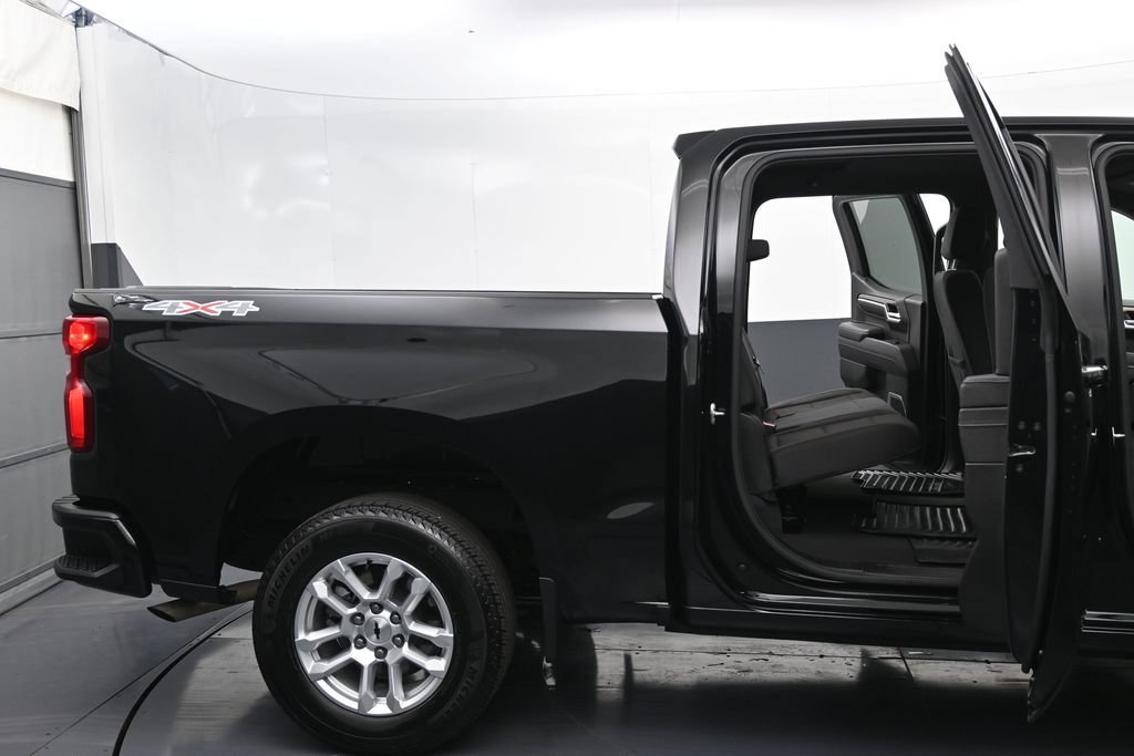 Certified 2026 Chevrolet Silverado 1500 RST AWD/4WD image 10