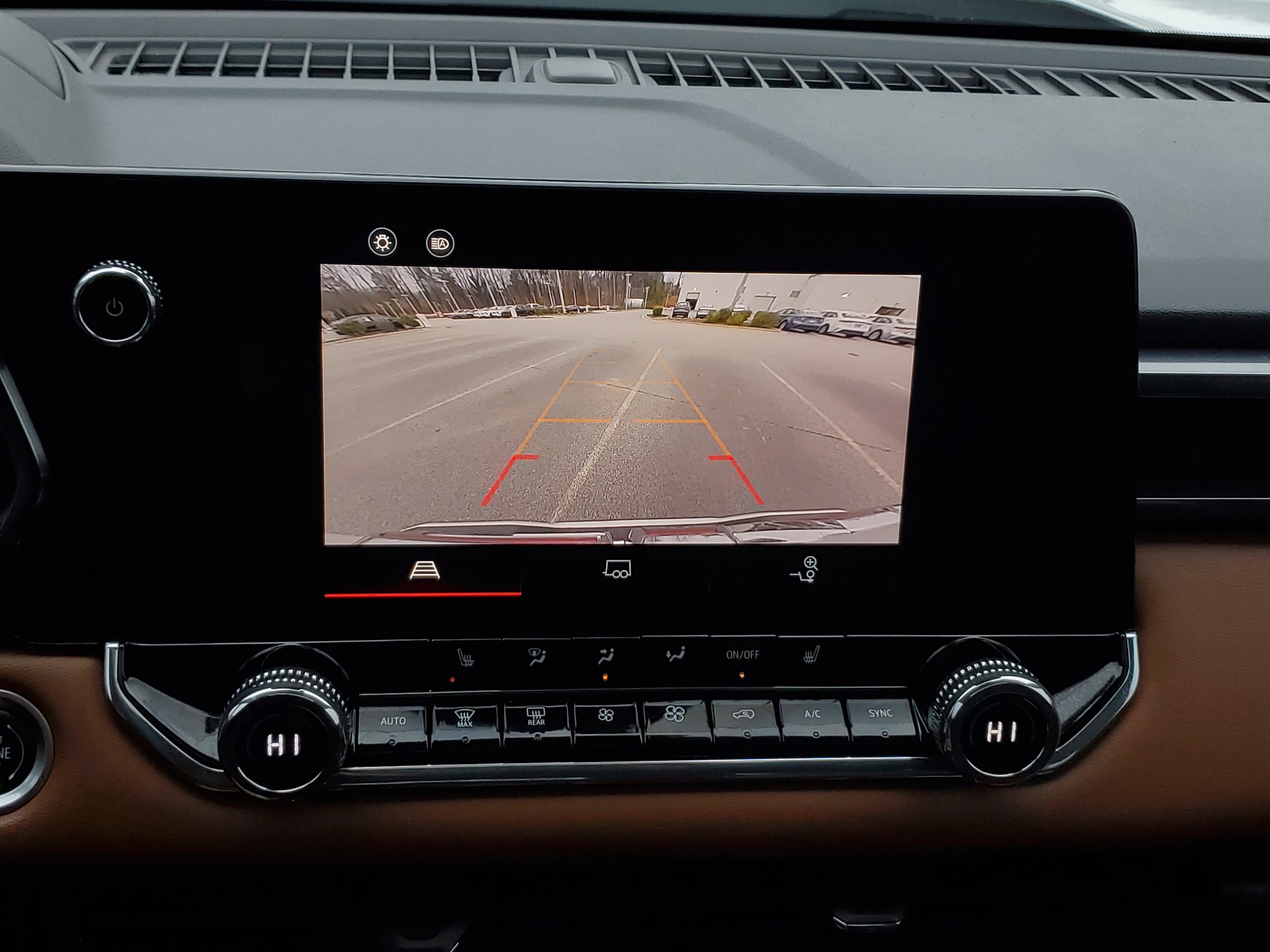 Used 2024 GMC Canyon AT4 image 25