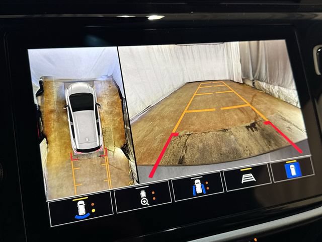 Certified 2023 Chevrolet Bolt LT w/ Infotainment Package FWD image 18