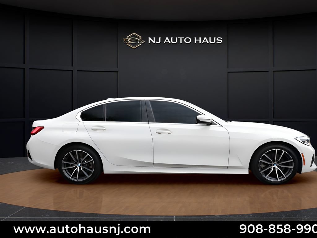 Used 2019 BMW 330i Sedan w/ Convenience Package RWD image 13