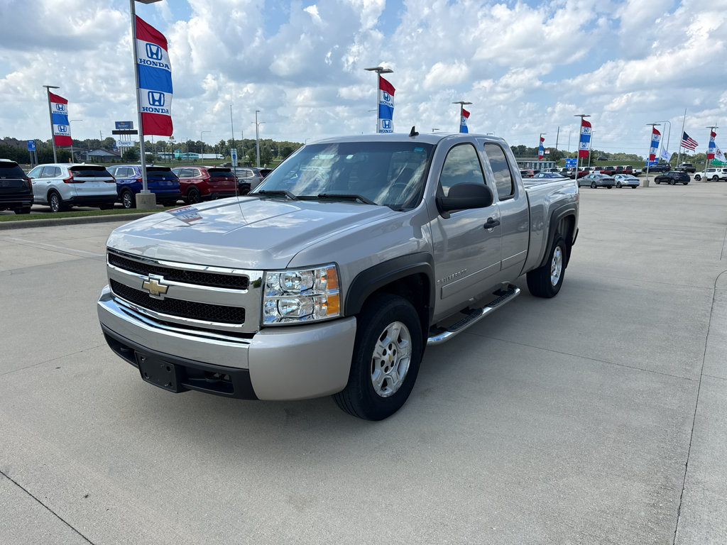 Used 2008 Chevrolet Silverado 1500 LT w/ Power Pack Plus