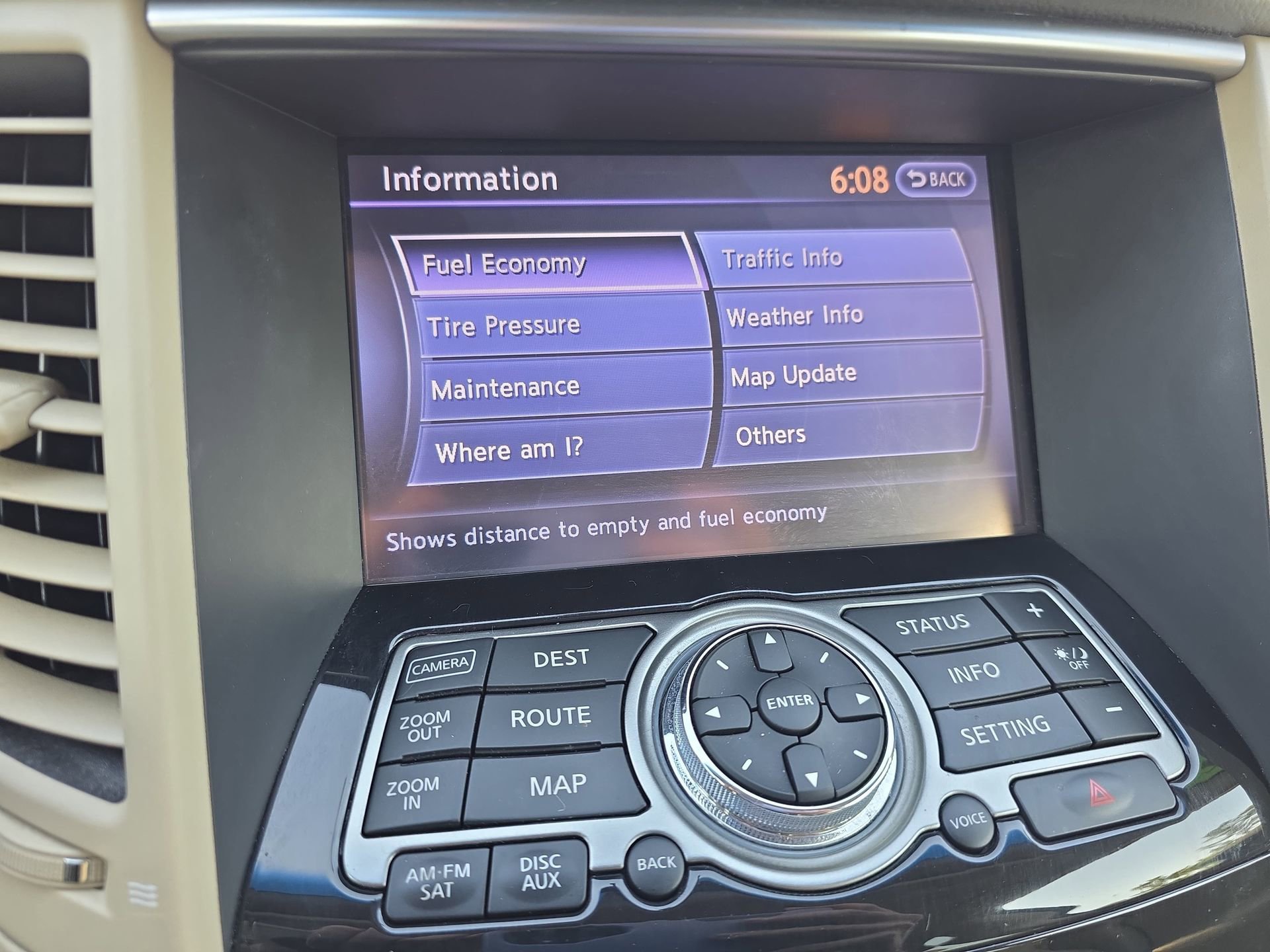 Used 2014 INFINITI QX70 AWD w/ Premium Package image 21