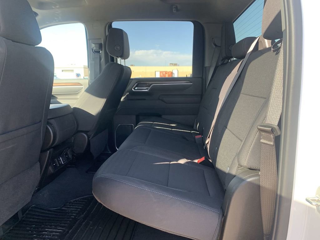 Certified 2025 Chevrolet Silverado 2500 LT w/ Convenience Package image 24