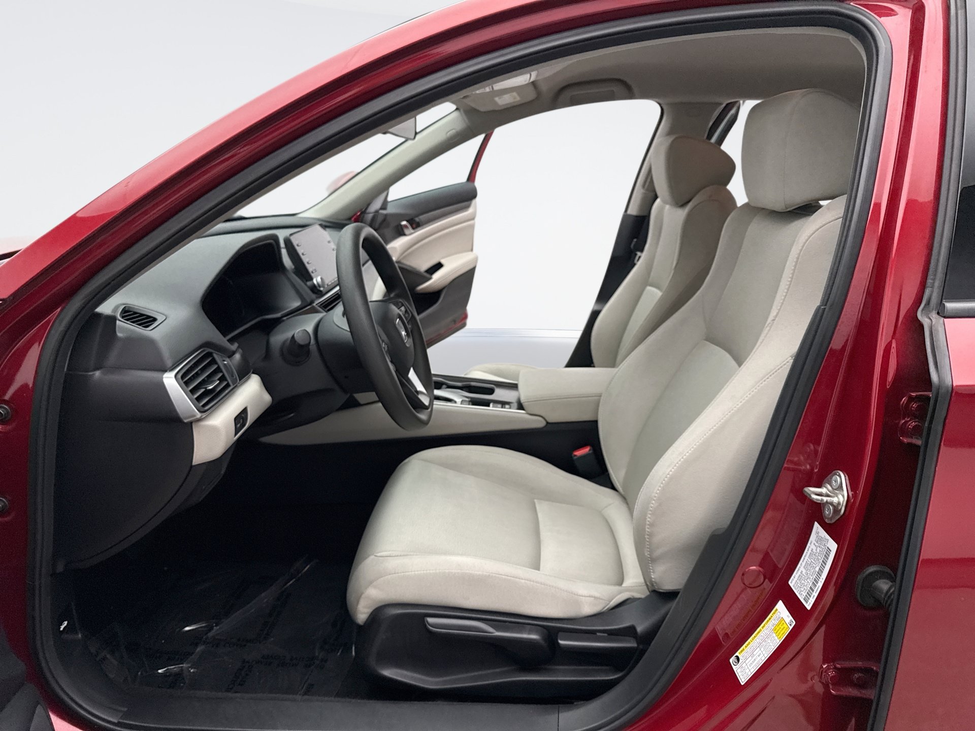 Used 2018 Honda Accord LX image 13