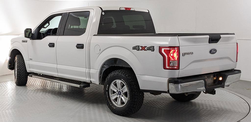 Used 2017 Ford F150 XLT w/ Trailer Tow Package AWD/4WD image 4