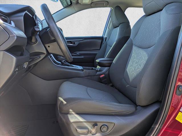 Used 2022 Toyota RAV4 XLE image 16