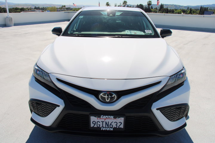 Certified 2023 Toyota Camry SE w/ Convenience Package image 7