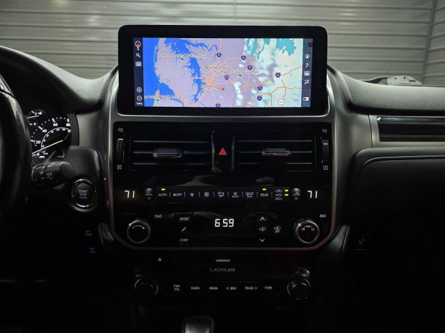 Used 2022 Lexus GX 460 Luxury w/ Accessory Package AWD/4WD image 34