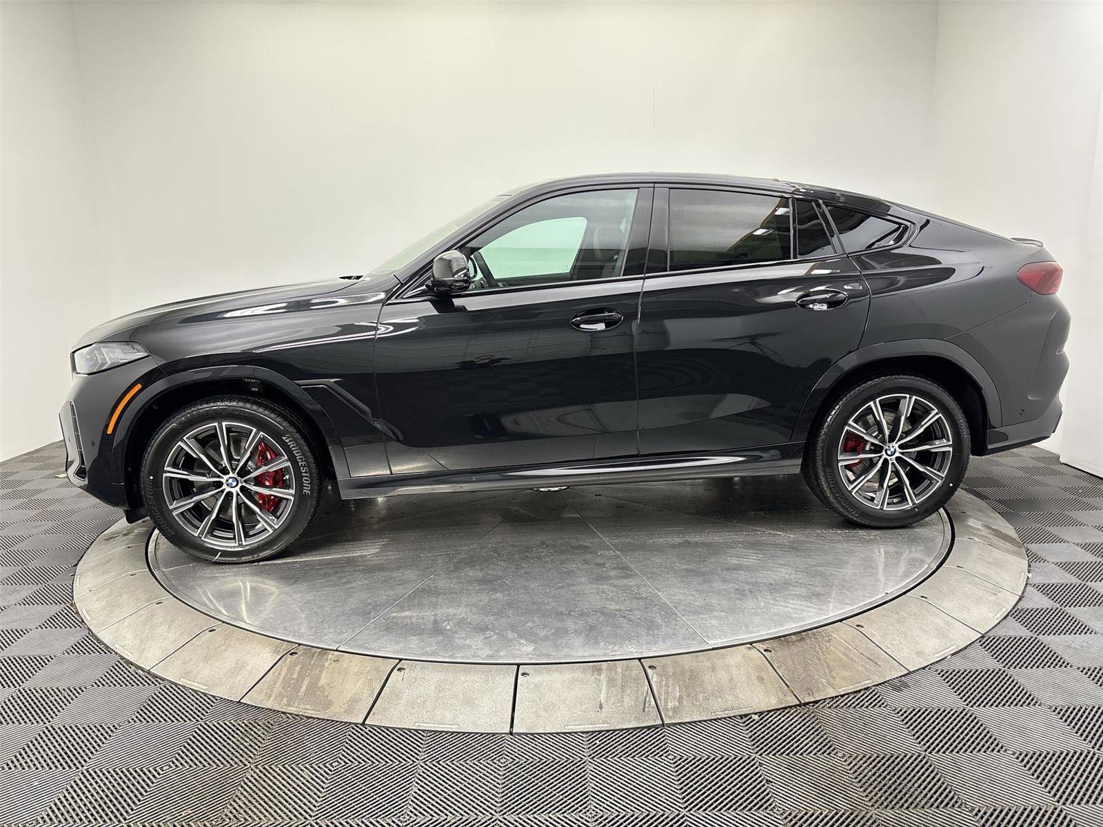 New 2026 BMW X6 xDrive40i AWD/4WD image 16