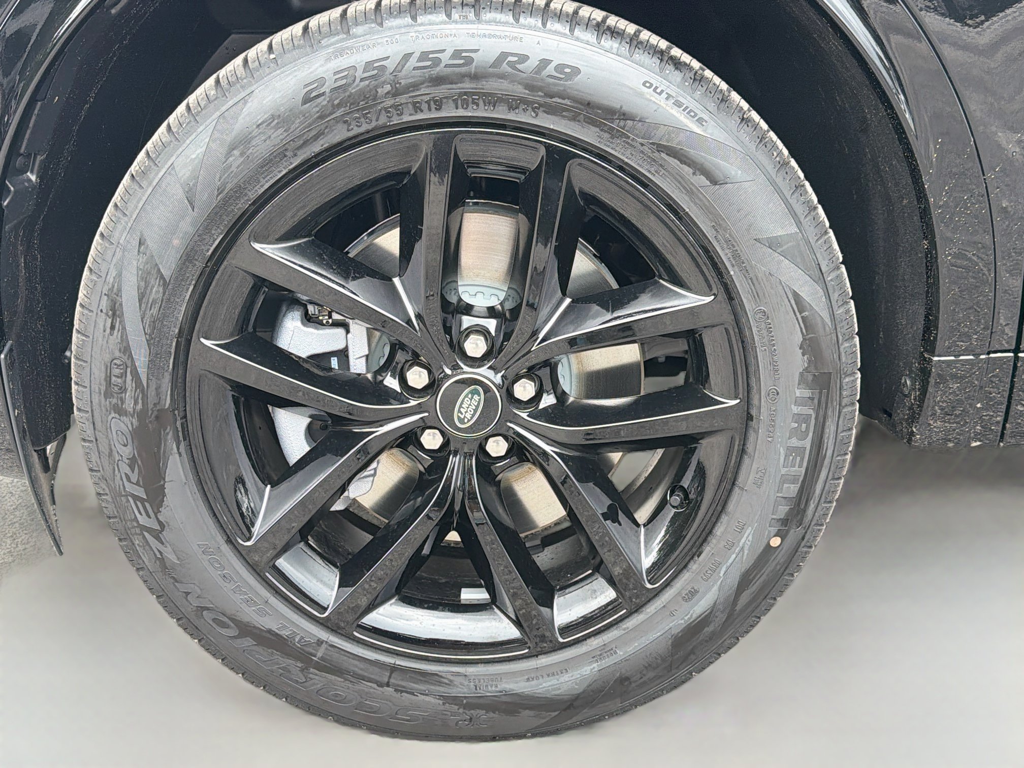 New 2026 Land Rover Discovery Sport Landmark AWD/4WD image 41