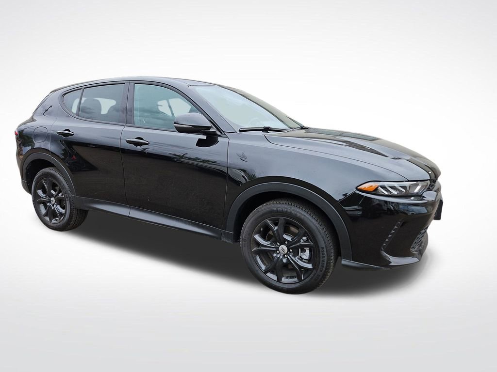 Used 2024 Dodge Hornet GT w/ GT Blacktop Package AWD/4WD image 9