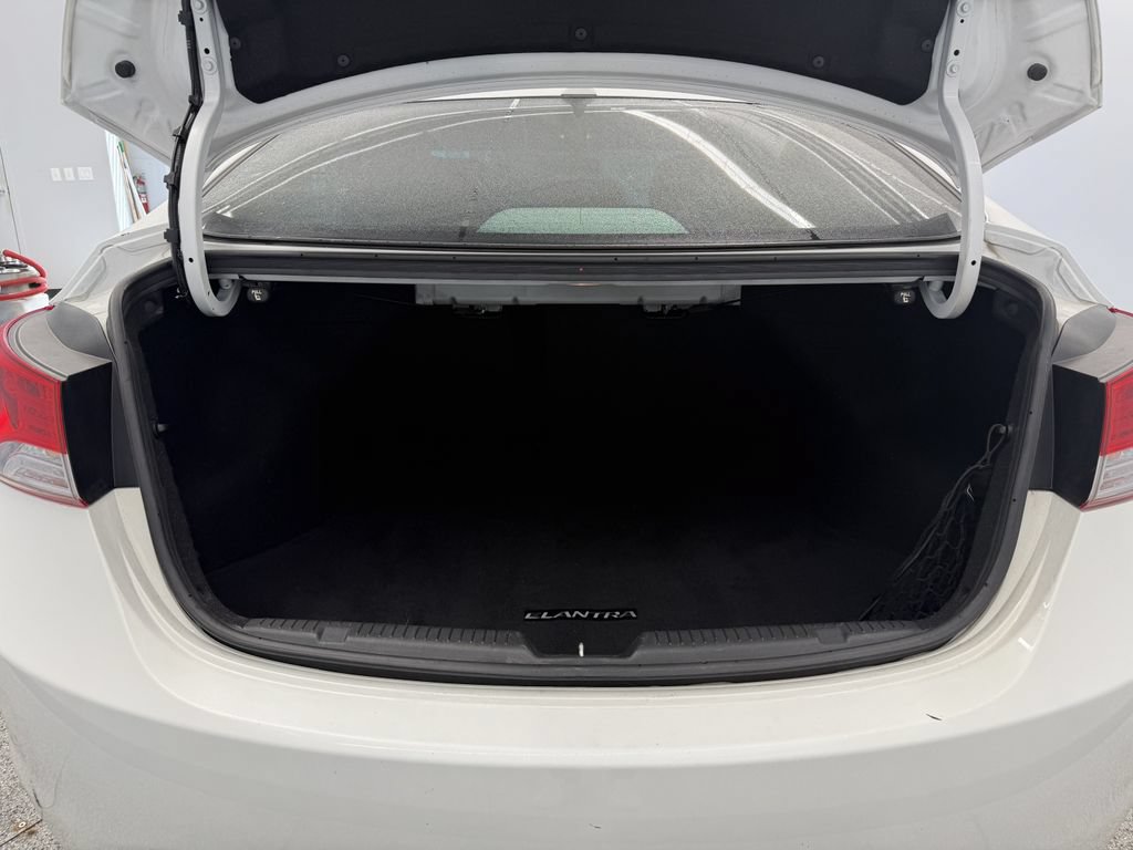 Used 2013 Hyundai Elantra GLS FWD image 15