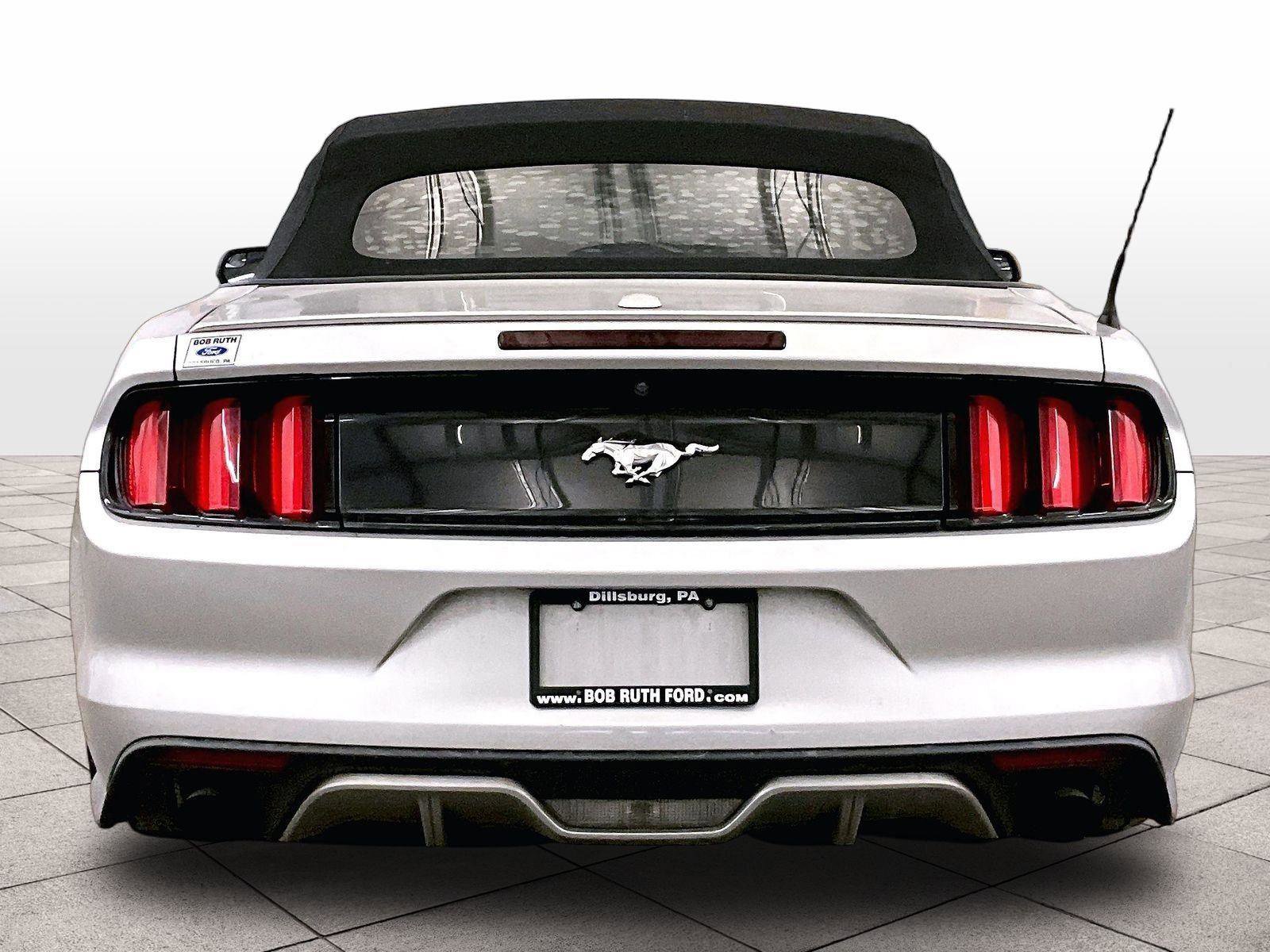 Used 2016 Ford Mustang Premium image 5