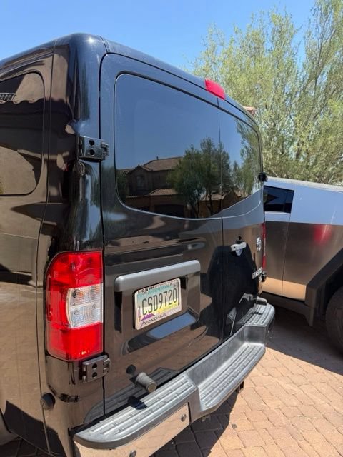 Used 2019 Nissan NV 3500 SL RWD image 2