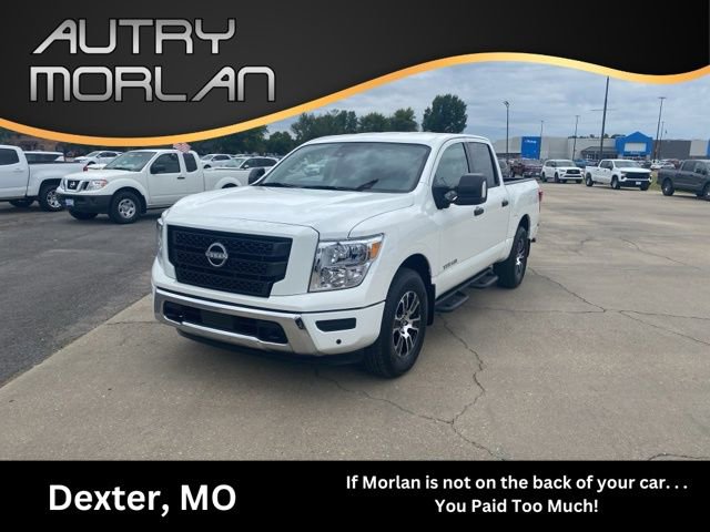 Used 2024 Nissan Titan SV w/ SV Convenience Package