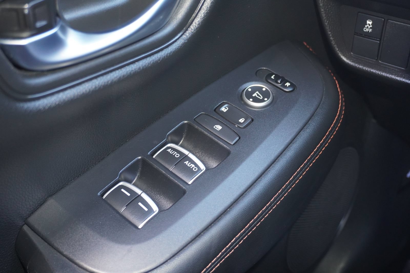Used 2023 Honda HR-V Sport image 13