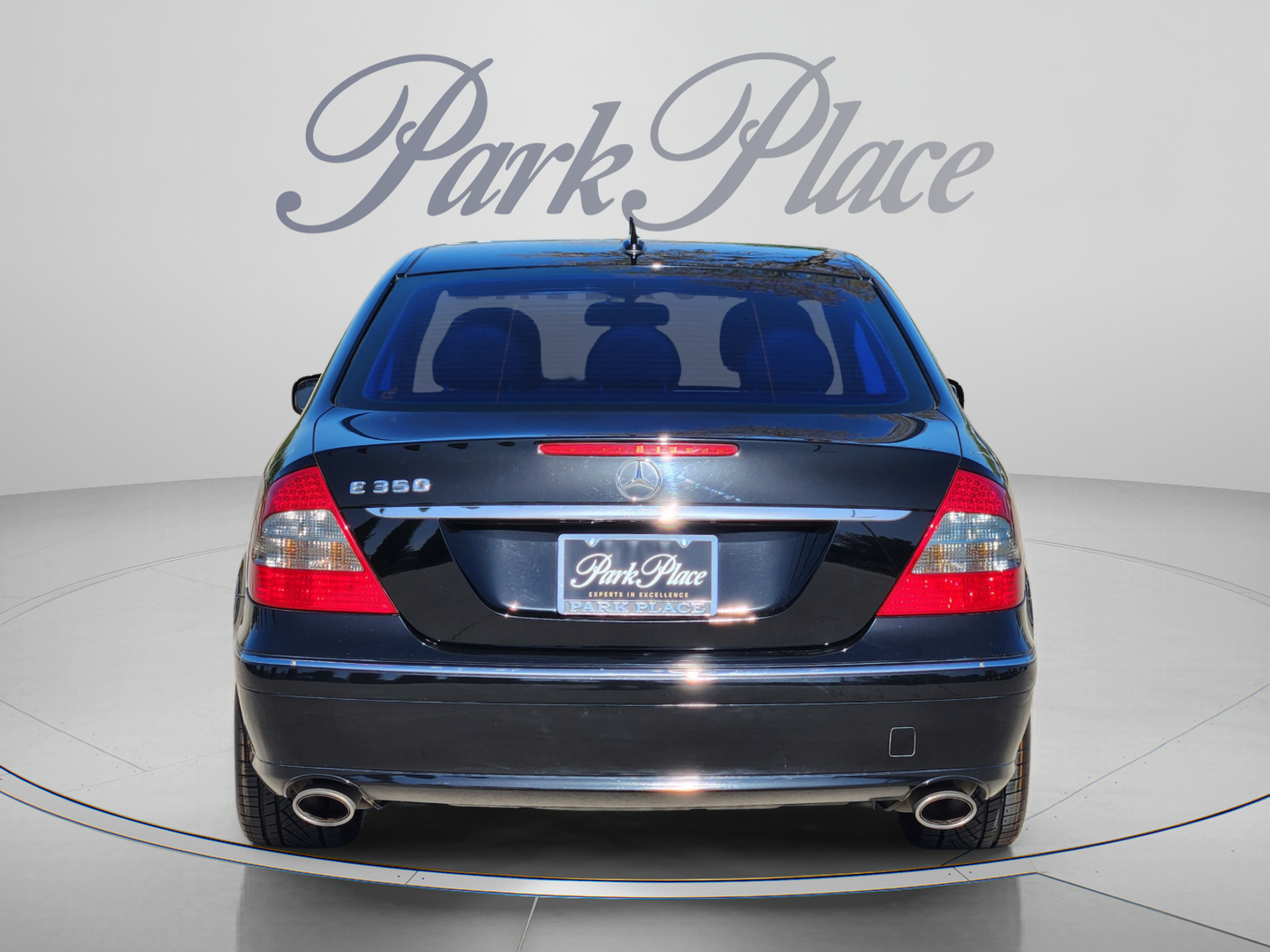 Used 2008 Mercedes-Benz E 350 Sedan image 4