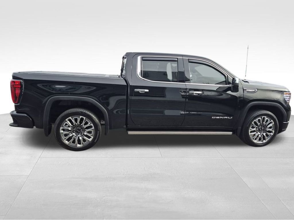 Used 2024 GMC Sierra 1500 Denali Ultimate image 11