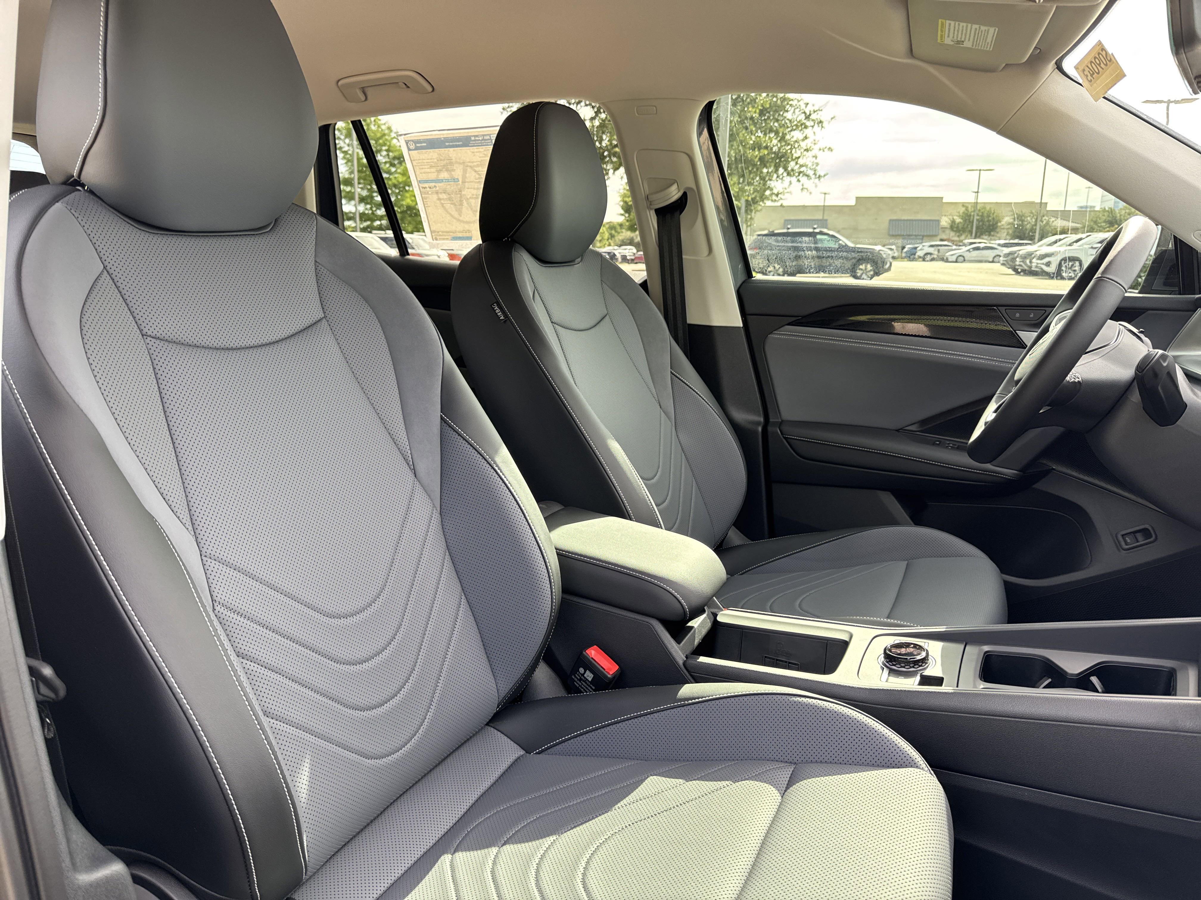 Certified 2026 Volkswagen Tiguan SE AWD/4WD image 46