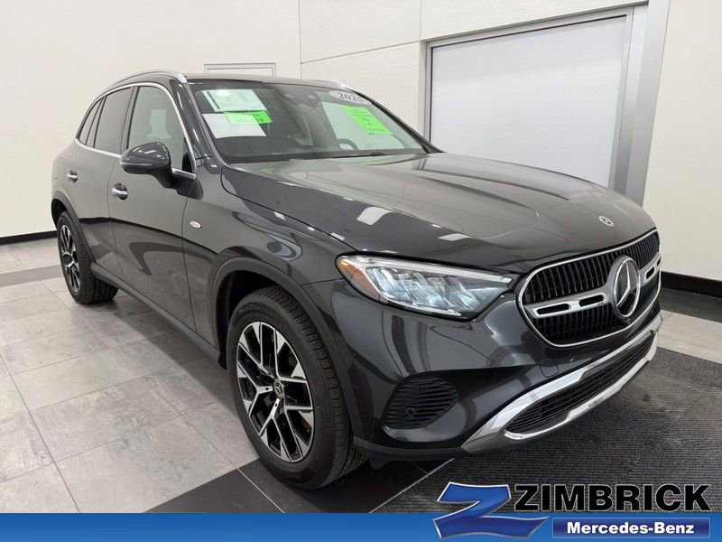 New 2025 Mercedes-Benz GLC 350e 4MATIC image 1