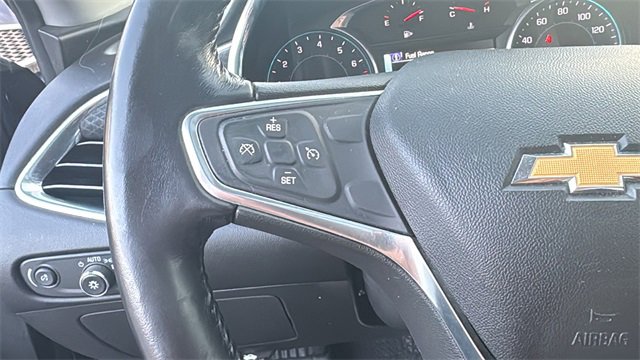 Used 2018 Chevrolet Malibu LT image 16