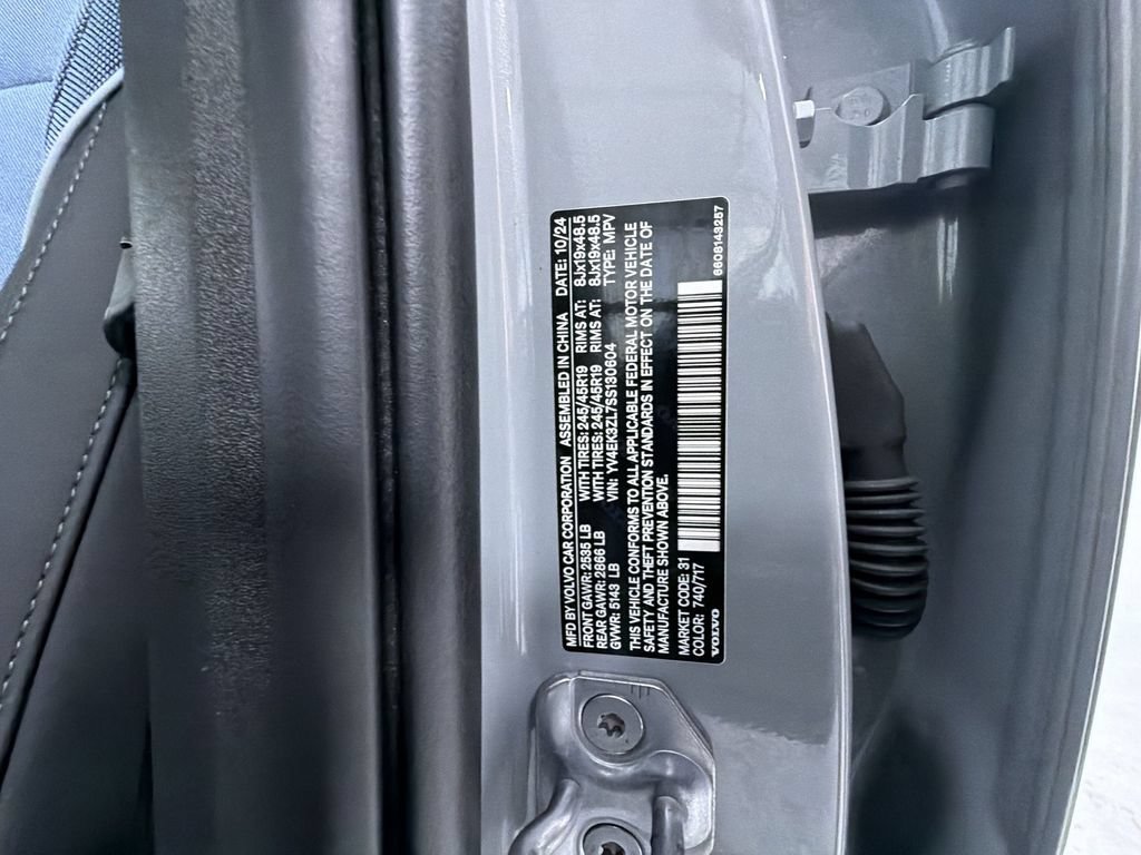 Used 2025 Volvo EX30 Ultra AWD/4WD image 15