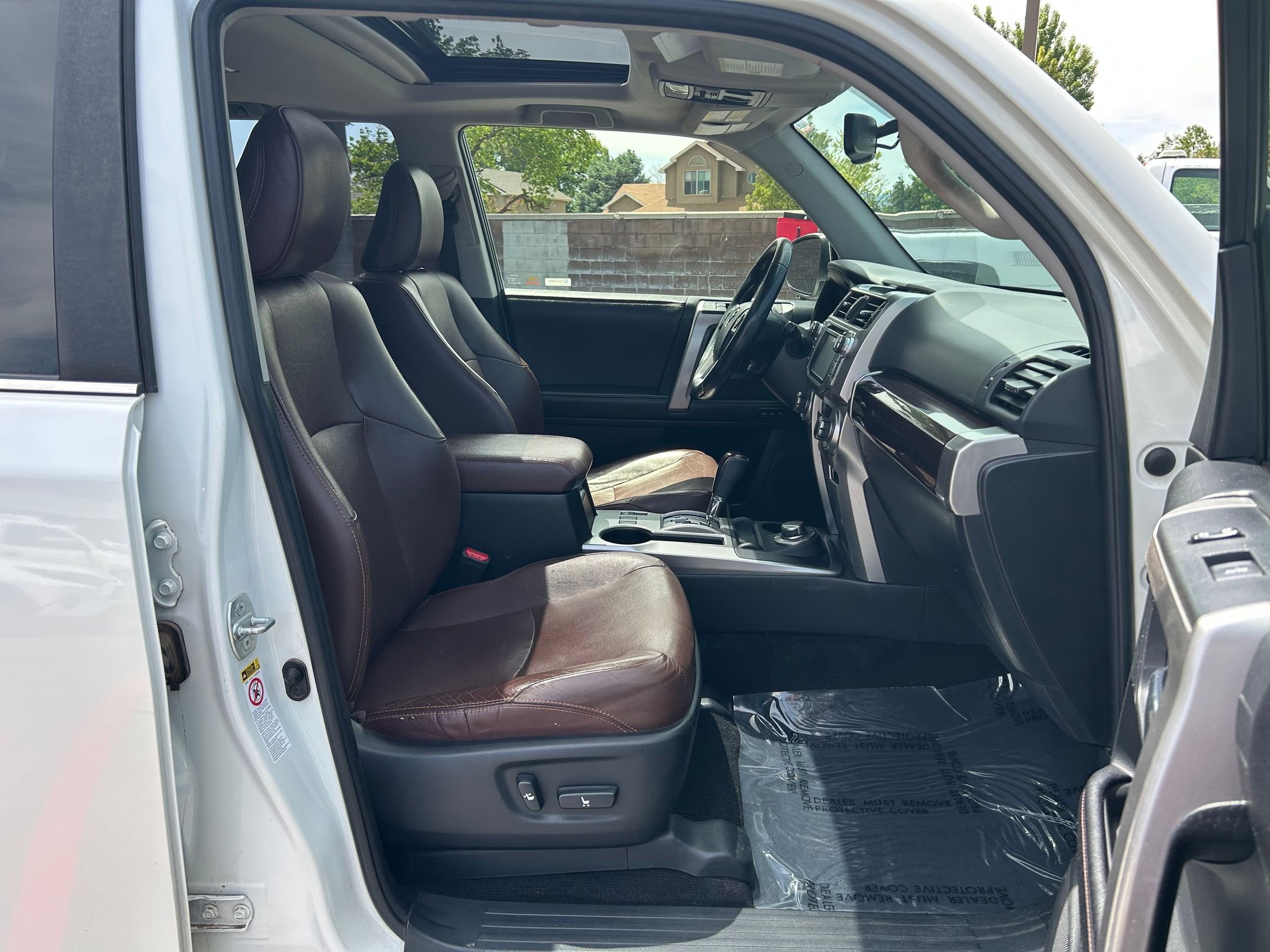 Used 2017 Toyota 4Runner Limited AWD/4WD image 30