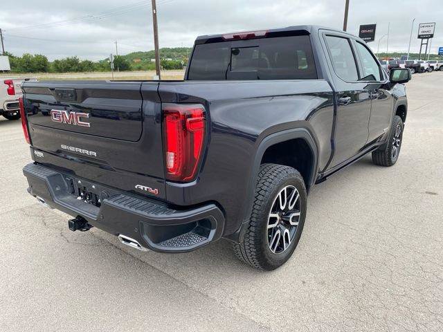 Used 2025 GMC Sierra 1500 AT4 w/ Technology Package AWD/4WD image 6