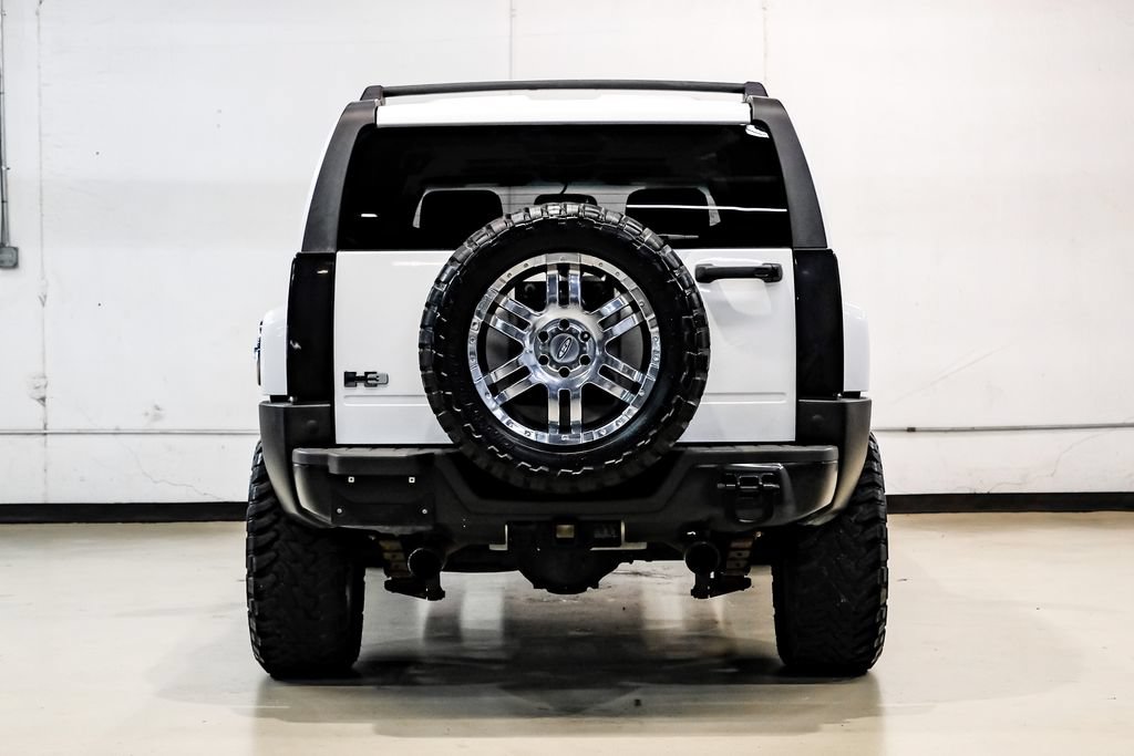 Used 2009 HUMMER H3 AWD/4WD image 16
