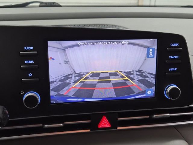 Used 2023 Hyundai Elantra SEL FWD image 27
