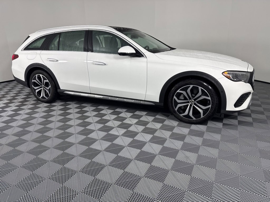 Used 2025 Mercedes-Benz E 450 4MATIC All-Terrain Wagon image 7