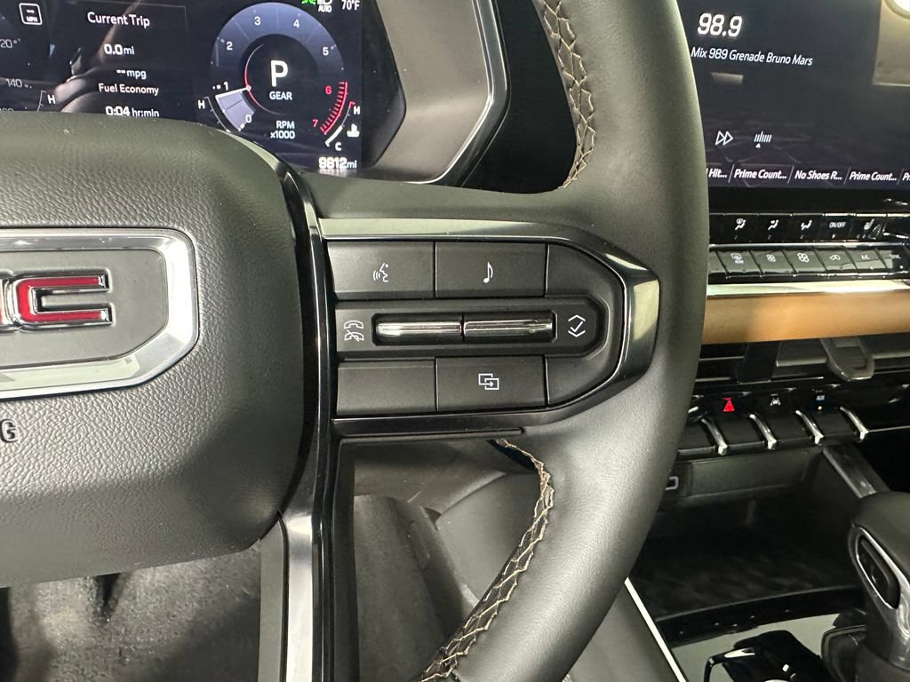 Used 2025 GMC Canyon AT4 AWD/4WD image 15