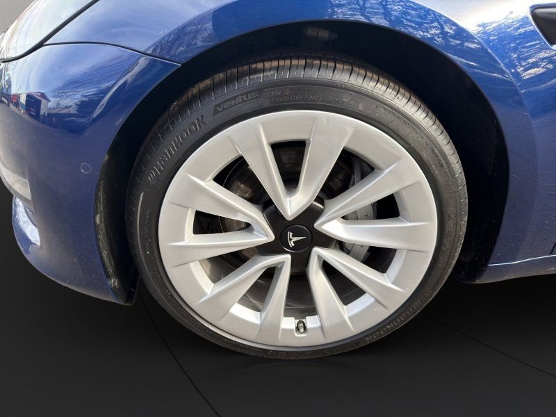 Used 2022 Tesla Model 3 Long Range image 21