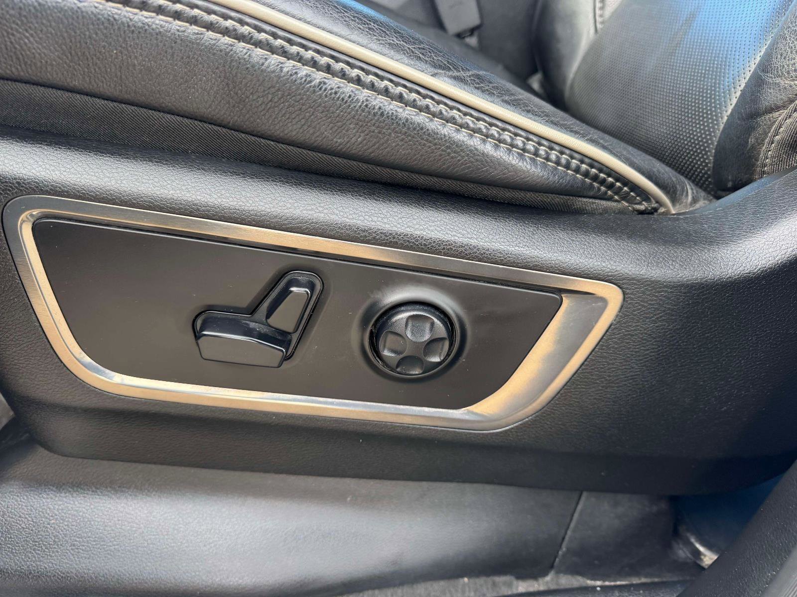 Used 2020 RAM 1500 Limited image 26