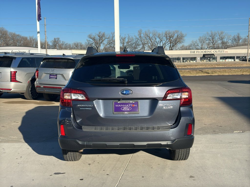 Used 2017 Subaru Outback 2.5i Premium image 9