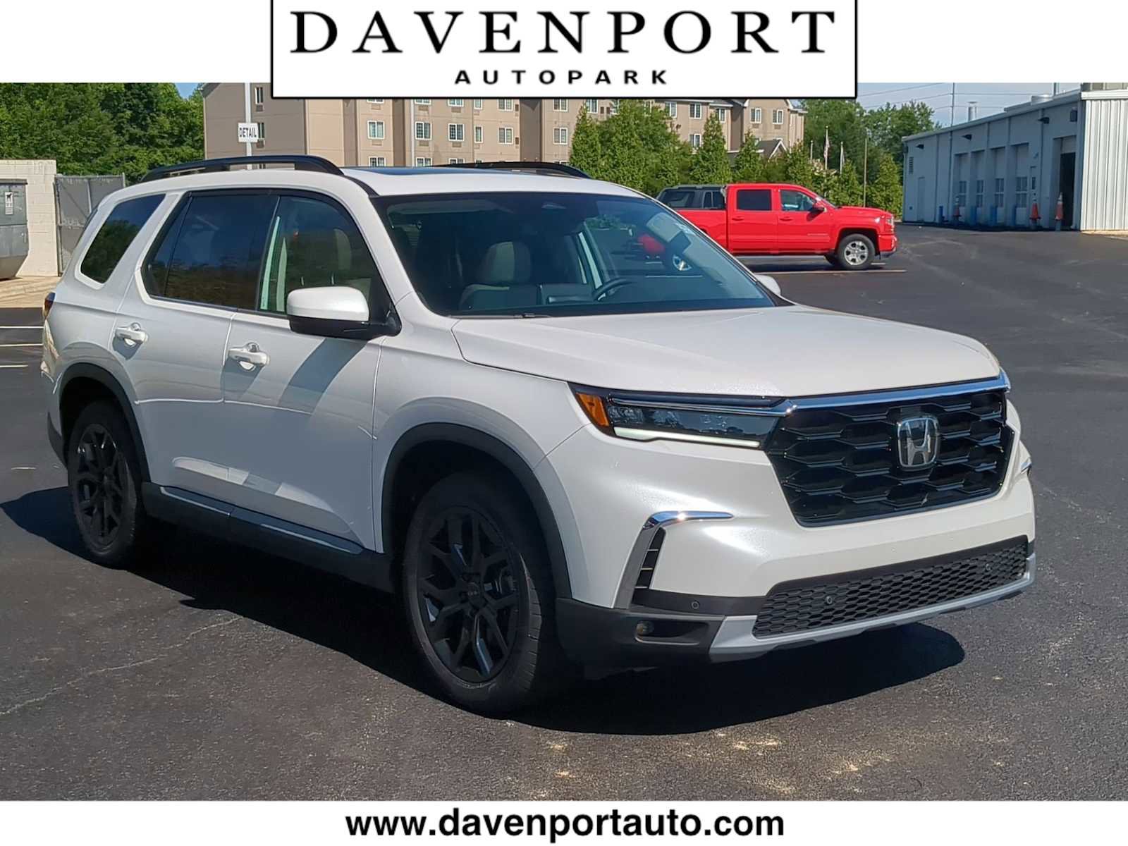 New 2025 Honda Pilot Touring