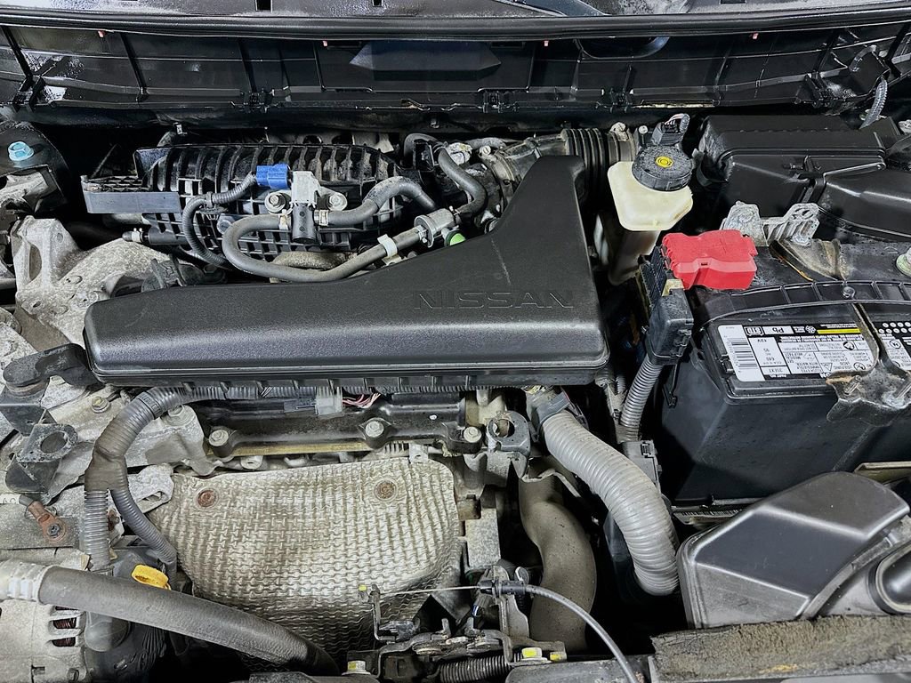 Used 2015 Nissan Rogue SL FWD image 29